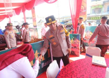 Kapolda Aceh Irjen Pol. Drs. Marzuki Ali Basyah, M.M., meninjau Pos Pelayanan (Posyan) Operasi Ketupat Seulawah 2026 milik Polres Aceh Timur, Senin (16/3/2026) siang.