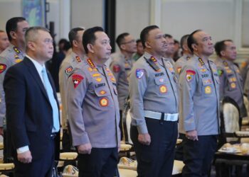 Ⓒ Hak cipta foto di atas dikembalikan sesungguhnya kepada pemilik foto.