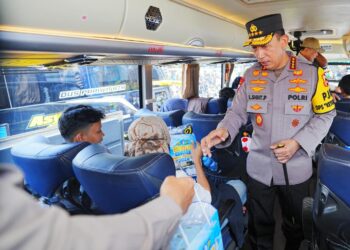 Ⓒ Hak cipta foto di atas dikembalikan sesungguhnya kepada pemilik foto.