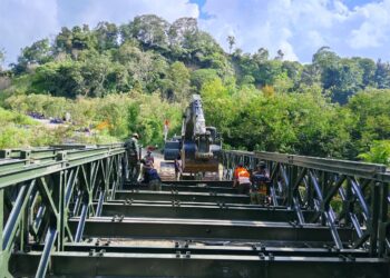 Ⓒ Hak cipta foto di atas dikembalikan sesungguhnya kepada pemilik foto.