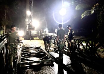 Ⓒ Hak cipta foto di atas dikembalikan sesungguhnya kepada pemilik foto.