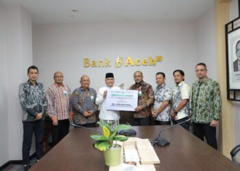 Ⓒ Hak cipta foto di atas dikembalikan sesungguhnya kepada pemilik foto.