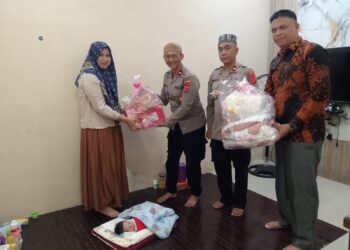 Ⓒ Hak cipta foto di atas dikembalikan sesungguhnya kepada pemilik foto.
