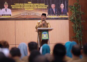Wakil Bupati Aceh Besar Drs Syukri A Jalil membuka Musrenbang RKPD Tahun 2027 yang dilaksanakan Bappeda Aceh Besar di Aula BGTK, Lubok, Ingin Jaya, Aceh Besar, Selasa (31/3/2026). FOTO/PROKOPIM ACEH BESAR