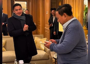 Perayaan ulang tahun Seskab Teddy yang dilaksanakan di Paris./ FOTO: Tangkap Layar Youtube