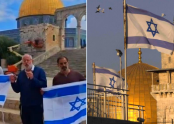 Sejumlah pemukim Israel menyerbu masuk dan mengibarkan bendera Israel pada Selasa (21/4/2026) waktu setempat./ FOTO: NET