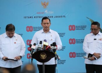 Agus Harimurti Yudhoyono (AHY), memberikan tanggapan tegas terkait usulan perubahan posisi gerbong khusus wanita pada rangkaian KRL Commuter Line. [FOTO: Ist]