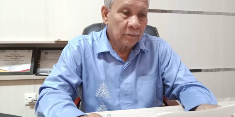 Plt Direktur Utama PDAM Tirta Mountala Aceh Besar Ir Yusmadi MM diruangkerjanya Rabu 142026 KETIKKABARcom Plt Direktur Utama PDAM Tirta Mountala Aceh Besar Ir Yusmadi MM diruangkerjanya Rabu 142026