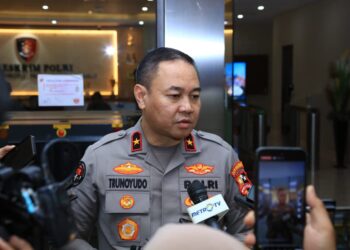 Ⓒ Hak cipta foto di atas dikembalikan sesungguhnya kepada pemilik foto.