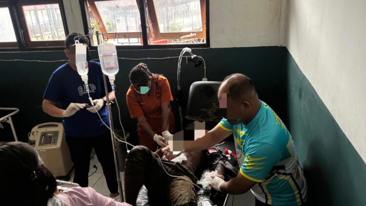 Personel Satgas Operasi Damai Cartenz2026 sektor Puncak Jaya berhasil melumpuhkan seorang anggota Kelompok Kriminal Bersenjata KKB berinisial OE alias ME di Kampung Wuyukwi Senin 2042026 sekitar pukul 1615 WIT KETIKKABARcom Personel Satgas Operasi Damai Cartenz 2026 sektor Puncak Jaya berhasil melumpuhkan seorang anggota Kelompok Kriminal Bersenjata KKB berinisial OE alias ME di Kampung Wuyukwi Senin 2042026 sekitar pukul 1615 WIT