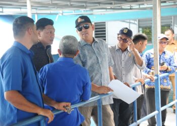 Panitia Khusus (Pansus) Dewan Perwakilan Rakyat Kota (DPRK) Banda Aceh melakukan kunjungan lapangan ke unit produksi Perumda Tirta Daroy di Lambaro, Aceh Besar, pada Senin (20/4/2025).