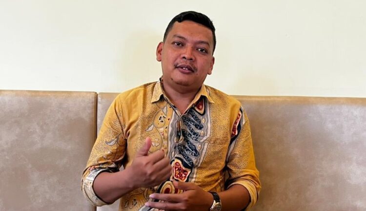Sofyan Hadi SPd Gr Kepala SD Negeri Pomako 1 FOTO POLRI KETIKKABARcom Sofyan Hadi SPd Gr Kepala SD Negeri Pomako 1 FOTO POLRI