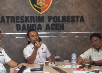 Penyidik Satreskrim Polresta Banda Aceh menggelar perkara di Aula Rapat Mapolresta setempat, Rabu (29/4/2026) siang. [FOTO: Ist].