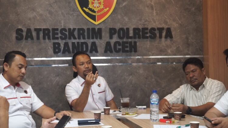 Penyidik Satreskrim Polresta Banda Aceh menggelar perkara di Aula Rapat Mapolresta setempat Rabu 2942026 siang FOTO Ist KETIKKABARcom Penyidik Satreskrim Polresta Banda Aceh menggelar perkara di Aula Rapat Mapolresta setempat Rabu 2942026 siang FOTO Ist