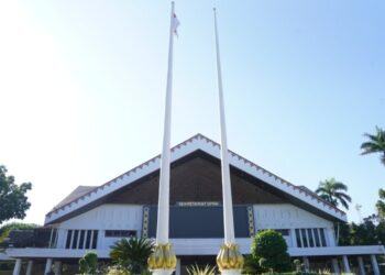 Dewan Perwakilan Rakyat Aceh (DPRA) resmi menetapkan 11 judul Rancangan Qanun (Raqanun) dalam Program Legislasi Aceh (Prolega) Prioritas Tahun 2026 dalam Rapat Paripurna yang berlangsung di Gedung Utama DPRA, Banda Aceh, Kamis, 12 Maret 2026.