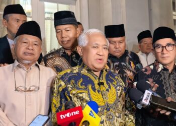 Tokoh Muhammadiyah Din Syamsuddin saat wawancara dengan awak media usai bertemu JK pada Selasa 2842026 malam FOTO Ist KETIKKABARcom Tokoh Muhammadiyah Din Syamsuddin saat wawancara dengan awak media usai bertemu JK pada Selasa 2842026 malam FOTO Ist