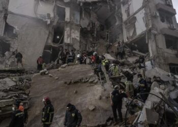 Ⓒ Hak cipta foto di atas dikembalikan sesungguhnya kepada pemilik foto.