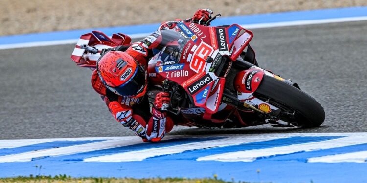 Pebalap Ducati Lenovo Marc Marquez resmi merebut pole position pada kualifikasi MotoGP Spanyol 2026 di Sirkuit Jerez Sabtu 2542026 sore WIB FOTO REUTERS KETIKKABARcom Pebalap Ducati Lenovo Marc Marquez resmi merebut pole position pada kualifikasi MotoGP Spanyol 2026 di Sirkuit Jerez Sabtu 2542026 sore WIB FOTO REUTERS