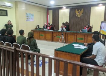 JPU Kejari Aceh Timur hadirkan saksi dalam persidangan kasus penyelundupan satwa liar dilindungi dengan terdakwa Agussalim di Pengadilan Negeri (PN) Idi, Rabu (6/5/2026). [FOTO: KETIKKABAR.com/Mirja]