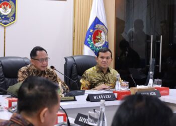 Wakil Gubernur Aceh melakukan silaturrahmi dengan Menteri Dalam Negeri RI, Muhammad Tito Karnavian, yang juga Selaku Ketua Satuan Tugas Percepatan Pemulihan & Rehabilitasi Rekontruksi (PRR) di Kantor Kementerian Dalam Negeri RI Jakarta. Kamis (21/5/2026).