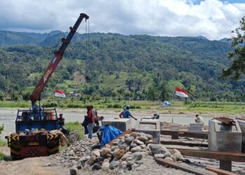 Ⓒ Hak cipta foto di atas dikembalikan sesungguhnya kepada pemilik foto.