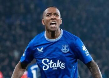 Ashley Young resmi mengumumkan keputusannya untuk gantung sepatu dari dunia sepak bola profesional pada akhir musim 20252026 FOTO Ist
