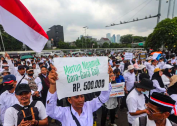 Ⓒ Hak cipta foto di atas dikembalikan sesungguhnya kepada pemilik foto.