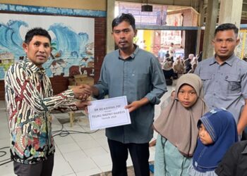 Ⓒ Hak cipta foto di atas dikembalikan sesungguhnya kepada pemilik foto.