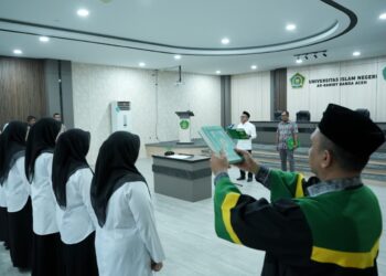 Ⓒ Hak cipta foto di atas dikembalikan sesungguhnya kepada pemilik foto.