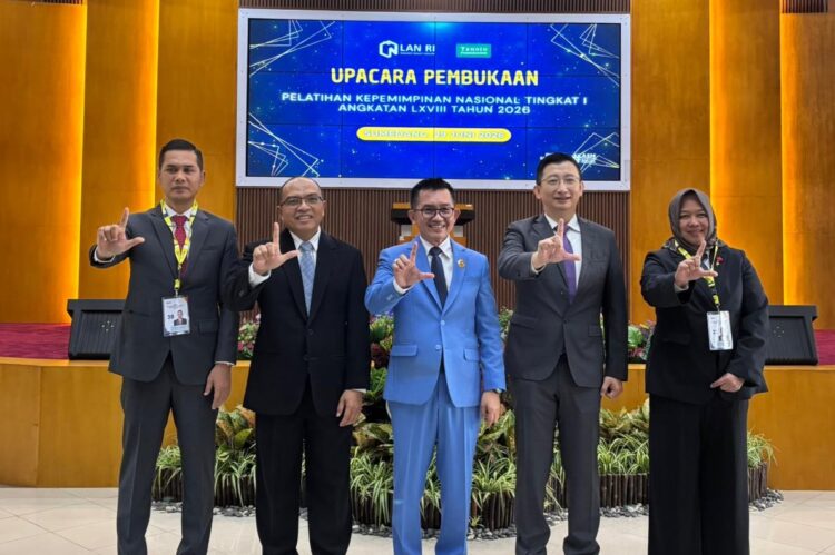 Sekretaris Daerah Sekda Aceh Muhammad Nasir mengikuti Pelatihan Kepemimpinan Nasional PKN Tingkat I Angkatan LXVIII Tahun 2026 yang diselenggarakan oleh Lembaga Administrasi Negara Republik Indonesia di Kota Sumedang Jawa Barat pada Senin 2962026