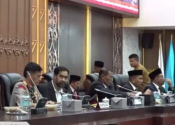 Ⓒ Hak cipta foto di atas dikembalikan sesungguhnya kepada pemilik foto.