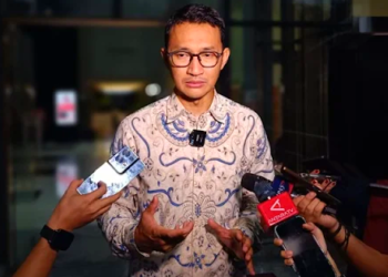 Ⓒ Hak cipta foto di atas dikembalikan sesungguhnya kepada pemilik foto.