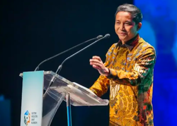 Ⓒ Hak cipta foto di atas dikembalikan sesungguhnya kepada pemilik foto.