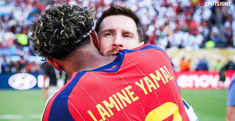 Lamine Yamal Peluk Erat Lionel Messi Usai Spanyol Juara Piala Dunia 2026 di MetLife Stadium New Jersey Senin 2072026 Dini Hari FOTO Tangkap Layar Youtube SPOTLIGHT KETIKKABARcom Lamine Yamal Peluk Erat Lionel Messi Usai Spanyol Juara Piala Dunia 2026 di MetLife Stadium New Jersey Senin 2072026 Dini Hari FOTO Tangkap Layar Youtube SPOTLIGHT