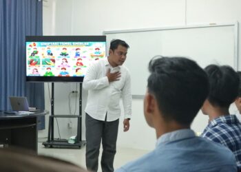 Ⓒ Hak cipta foto di atas dikembalikan sesungguhnya kepada pemilik foto.