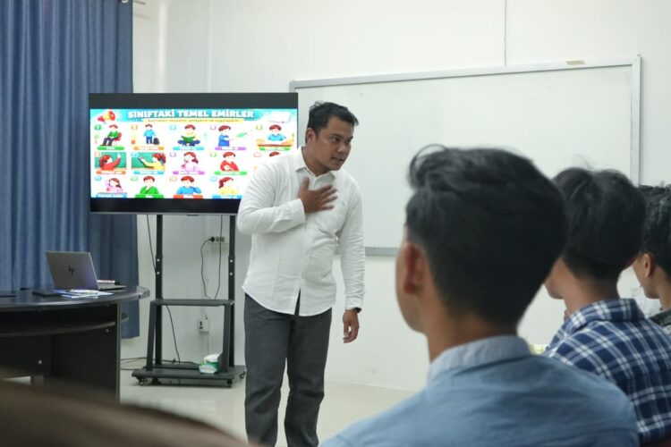 Ⓒ Hak cipta foto di atas dikembalikan sesungguhnya kepada pemilik foto