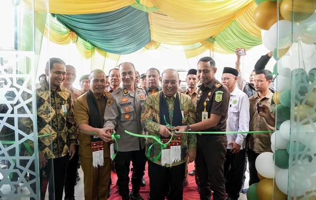 Ⓒ Hak cipta foto di atas dikembalikan sesungguhnya kepada pemilik foto KETIKKABARcom Ⓒ Hak cipta foto di atas dikembalikan sesungguhnya kepada pemilik foto