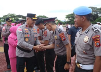 1.544 personel jajaran Polda Aceh menerima kenaikan pangkat periode 1 Juli 2026. di Lapangan Mapolda Aceh, Selasa (30/6/2026).