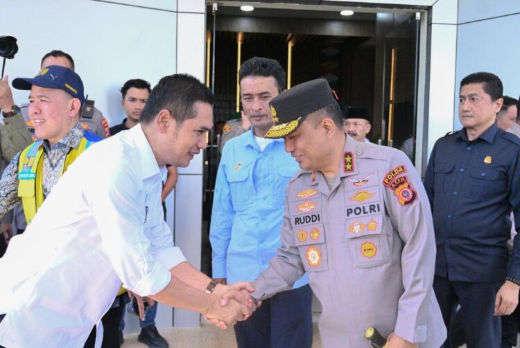 Kapolda Aceh Irjen Pol Ruddi Setiawan SIK SH MH menghadiri peresmian Bendungan Rukoh di Gampong Alue Kecamatan Titeue Kabupaten Pidie Jumat 1072026 KETIKKABARcom Kapolda Aceh Irjen Pol Ruddi Setiawan SIK SH MH menghadiri peresmian Bendungan Rukoh di Gampong Alue Kecamatan Titeue Kabupaten Pidie Jumat 1072026