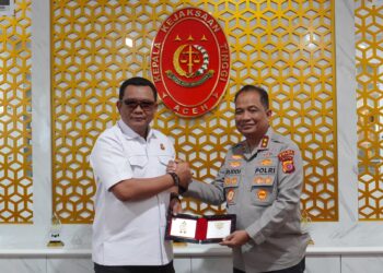 Kapolda Aceh Irjen Pol. Rudi Setiawan, S.I.K., S.H., M.H., melaksanakan kunjungan silaturahmi ke Kejaksaan Tinggi (Kejati) Aceh, Jumat (10/7/2026).