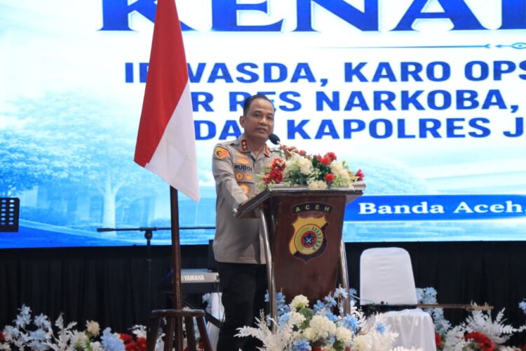 Kapolda Aceh Irjen Pol Ruddi Setiawan SIK SH MH pada acara ramah tamah usai pelaksanaan sertijab Pejabat Utama dan Kapolres jajaran di Gedung Presisi Polda Aceh Rabu 1572026 KETIKKABARcom Kapolda Aceh Irjen Pol Ruddi Setiawan SIK SH MH pada acara ramah tamah usai pelaksanaan sertijab Pejabat Utama dan Kapolres jajaran di Gedung Presisi Polda Aceh Rabu 1572026