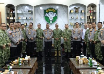 Ⓒ Hak cipta foto di atas dikembalikan sesungguhnya kepada pemilik foto.