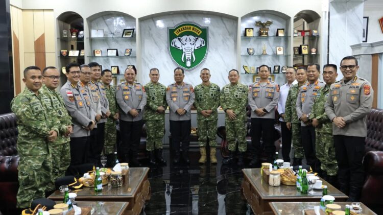 Ⓒ Hak cipta foto di atas dikembalikan sesungguhnya kepada pemilik foto