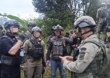 Ⓒ Hak cipta foto di atas dikembalikan sesungguhnya kepada pemilik foto.