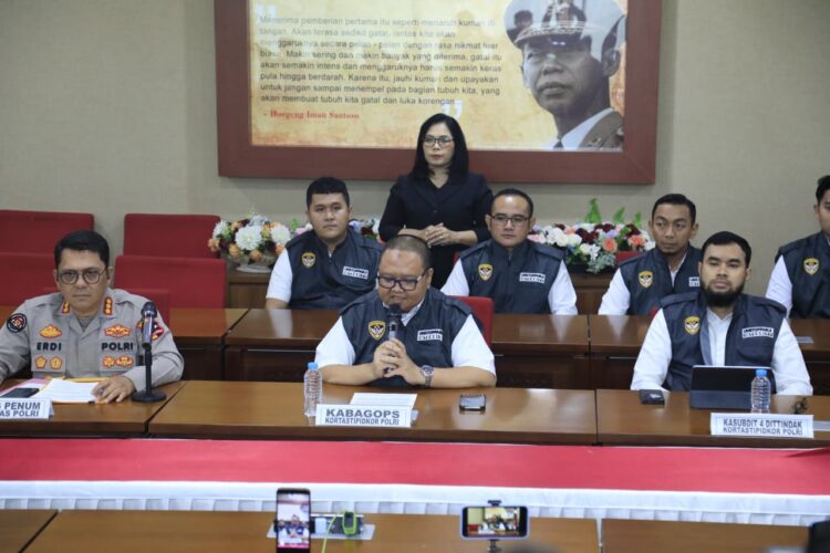 Ⓒ Hak cipta foto di atas dikembalikan sesungguhnya kepada pemilik foto KETIKKABARcom Ⓒ Hak cipta foto di atas dikembalikan sesungguhnya kepada pemilik foto