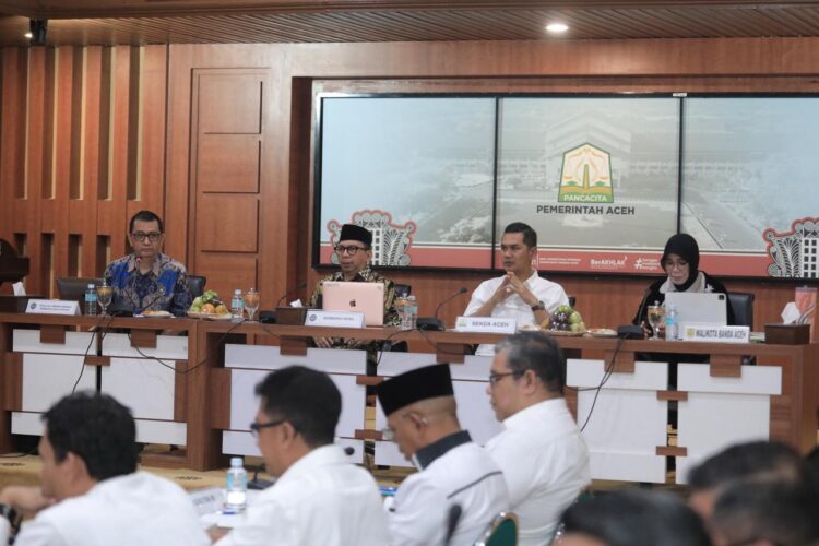 Sekda Aceh M Nasir Syamaun menggelar Rapat Koordinasi Percepatan Rehabilitasi dan Rekonstruksi Pasca Bencana Sumatera di Gedung Serbaguna Setda Aceh Jumat 24 Juli 2026 KETIKKABARcom Sekda Aceh M Nasir Syamaun menggelar Rapat Koordinasi Percepatan Rehabilitasi dan Rekonstruksi Pasca Bencana Sumatera di Gedung Serbaguna Setda Aceh Jumat 24 Juli 2026