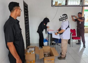 Ⓒ Hak cipta foto di atas dikembalikan sesungguhnya kepada pemilik foto.