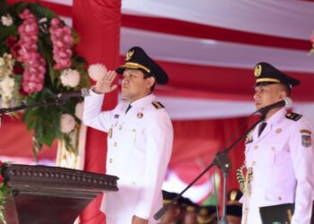 Wakil Gubernur Aceh Fadhlullah (Dek Fadh), pimpin upacara peringatan Hari Ulang Tahun (HUT) ke-81 Kemerdekaan Republik Indonesia di Lapangan Blang Padang, Banda Aceh, Senin (17/8/2026).