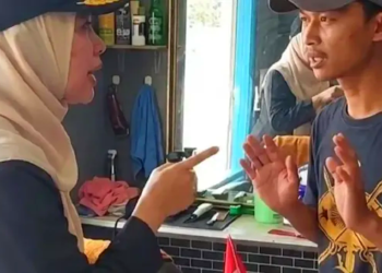 Ⓒ Hak cipta foto di atas dikembalikan sesungguhnya kepada pemilik foto.