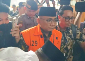 Ⓒ Hak cipta foto di atas dikembalikan sesungguhnya kepada pemilik foto.